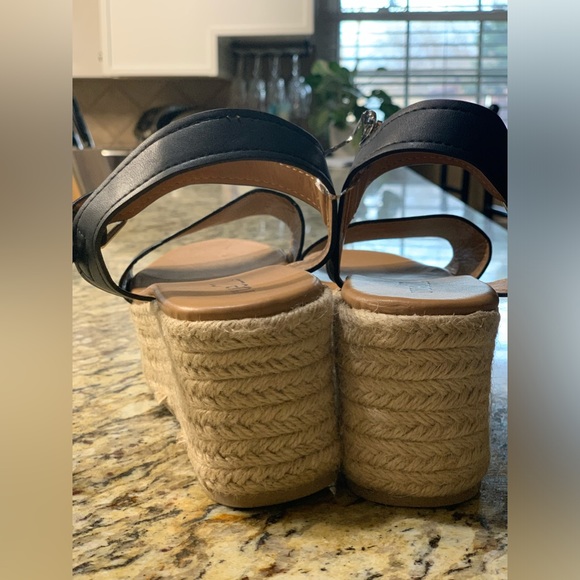 Rue 21 platform sandals - Picture 3 of 4